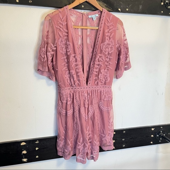 She+Sky Pink Barbie Festival Western Bohemian Lace Plunging Neckline Romper M - Picture 4 of 16